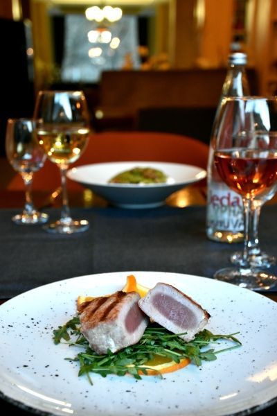 Vrhunska selekcija lokalnih vina za savršen gastronomski par